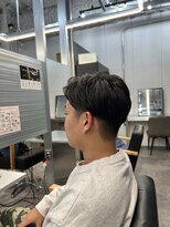 メンズサロン キング 梅田店(Men’s salon K!ng)&nbsp;波巻きツイストスパイラルパーマ/フェザーパーマ/眉毛/メンズ