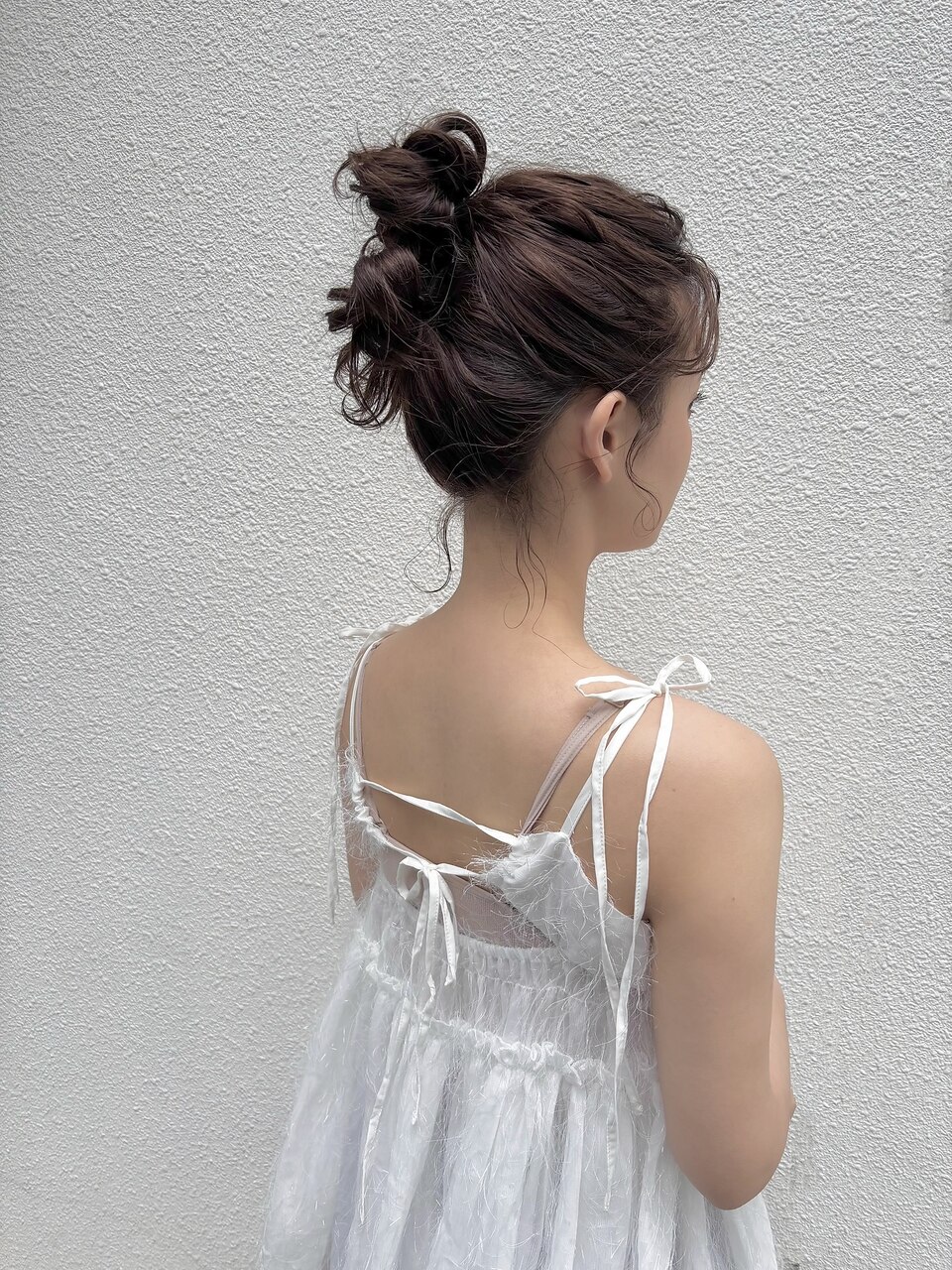 高めお団子ヘア◎カジュアルヘアアレンジ渋谷mutsuki：L244209263