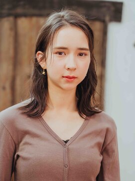 アマリス(Amaris) ゆるふわ外ハネミディ20代/30代/40代/庭瀬