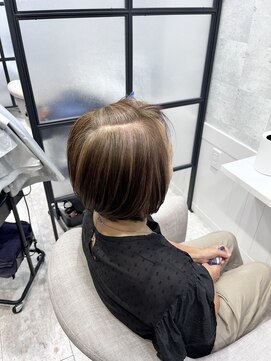 イーズ バイ インス(Yeeee.s by INCE) 白髪ぼかし/脱白髪染め/脱白髪染めハイライト/透明感