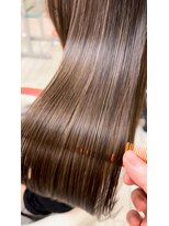 エムアンドエム(M&M)&nbsp;髪質改善トリートメント＋ハイライトカラー