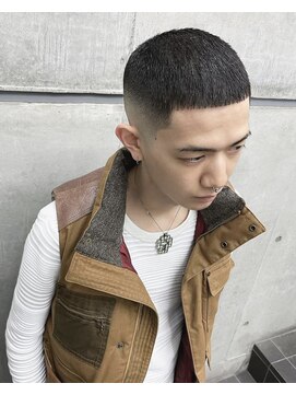 オーシャントーキョー ホワイト 原宿(OCEAN TOKYO WHITE) イージーパーマフェードボウズ