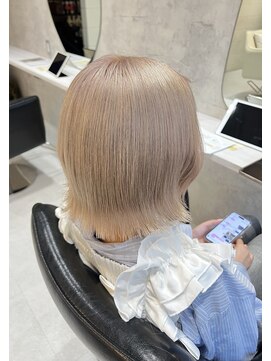髪屋 紬 ホワイトベージュ/ミルクティーベージュ/ハイトーン/バイカルテ