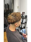 ツイストパーマ×スキンフェード