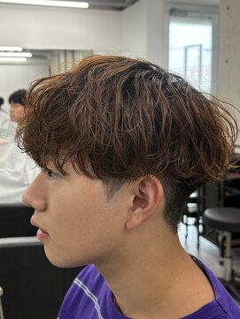 レボ 神宮寺店(Revo) 初パーマで扱いやすい。シャドウパーマ
