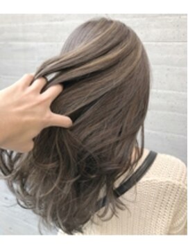 アライブ キチジョウジ(ALIVE Kichijoji) 【ALIVE 吉祥寺】とろみカラー外国人風ベージュハイライトカラー