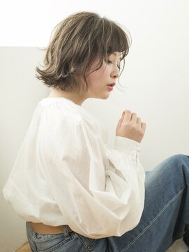 クラン(CLAN) 耳掛けニュアンスボブ