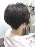 アッシュブラウン×刈り上げショート