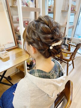 ロカット サロン(Roquat Salon) アップシニヨンアレンジ【ヘアセット　　立川/立川南/八王子】