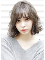 ピュア感を引き立てる　ゆる×しなやかカール