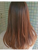 ムー(moo.) Aラインのロングヘア