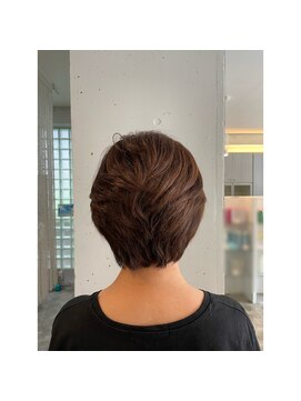 ルイラパレ(Louis La Pale) エレガントショート