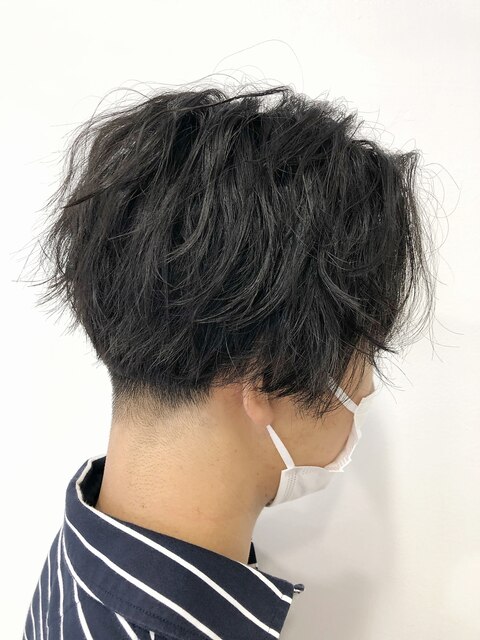 ショート　マッシュ　ショートボブ　HEADS 市川　学割　イルミナ