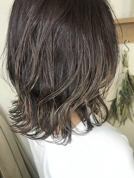 リアン(Lien) 外ハネ/ハイライト