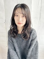 ヘアメイク ナル(hair make nalu)&nbsp;透けバングのセミウェットのヨシンモリスタイル