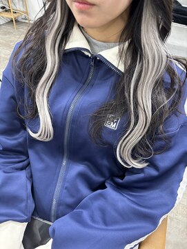 プライズ アイリス 池袋東口店(prize Iris) エクステインナーエクステポイントエクステグレージュカラー池袋