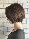 大人ショートボブ前下がりショートボブ前下がりボブひし形ボブ