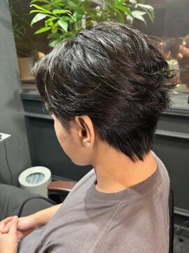 デュードラボ ヘア(DUDELAB ヘア) カット+フェザーパーマ＋ダウンパーマ