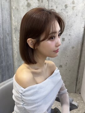 ルームバイシー 新宿(Loom. by Sea) 小顔顔まわり×オリーブグレーカラー