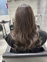 ルイス(L'wis)&nbsp;ランダムな動きのグラデハイライトカラー♪朝長