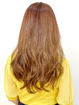 クオリス 上板橋店(QUALIS) 大人可愛いロングレイヤーカット/毛先ウェーブ/立体感外ハネ