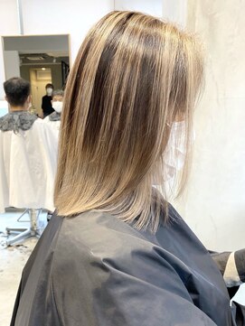 エリマ 調布(elima) ハイライト グラデーションカラー 白髪ぼかし バレイヤージュ