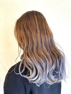 レム 綱島店(REM) プラチナシルバー/ふんわりカール/外国人風カラー