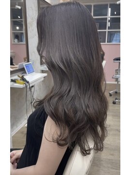 フィガロ ウメダ(FIGARO UMEDA) ロングレイヤー/オルチャンヘア/ヨシンモリ/ナチュラルベージュ