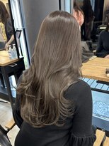 アリュウル 表参道 青山(Allure) オリーブベージュ レイヤーカット 透明感カラー KAKO