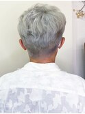 20代30代40代メンズショートフェザーマッシュツーブロック