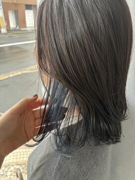 エミュー(emue) 20代30代韓国風ナチュラルネイビーカラーインナーカラー