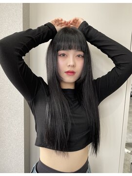 ボタン ハカタ(VOTAN hakata) 博多/黒髪/ぱっつん前髪/黒髪ストレート/重め前髪/暗めカラー