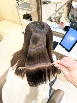 アリーシャ バイ アルティナ(Alisha by artina) 髪質改善ストレート　縮毛矯正　艶髪