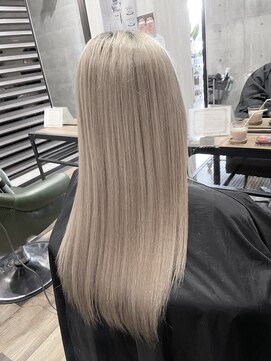 アフォルトゥーナ(A'fortuna) Wカラー