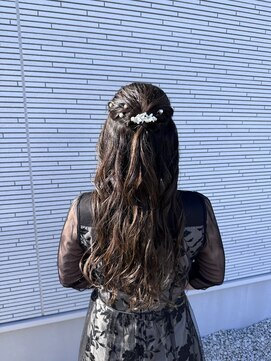 アチーブ ヘア デザイン(achieve hair design) 上品ハーフアップヘアセット大人可愛いウェーブ巻きお呼ばれヘア