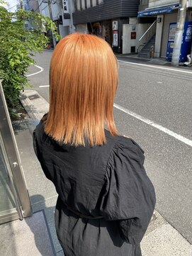 デーノ(de’no) オレンジカラーミディアムボブ　　大館