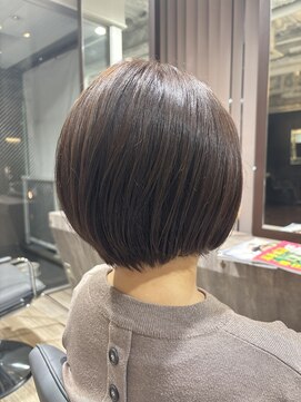 ボブ/オリーブベージュカラー