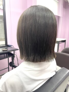 アイロンで簡単スタイリング！切りっぱなし外ハネボブ