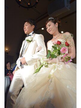 エミュ (emue) Wedding Hair