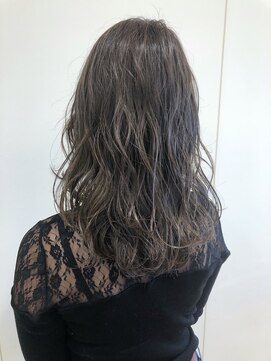 モリオフロムロンドン 大宮店(morio from London) 【morio大宮】ハイライト　グレージュ