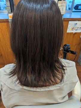 モードファクター デザイナーズサロン(mode Factor designer's salon) 外ハネスタイル