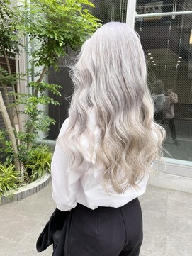 ブリッツ レボ(BLITZ-REVO) ホワイトベージュ☆hiro