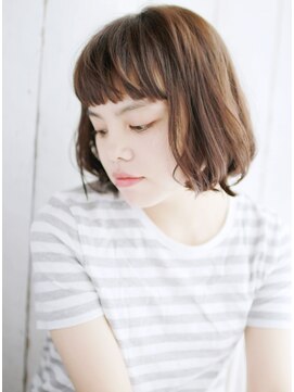 アーク(ARC+) ◎大人かわいいこなれ短め前髪カットくびれヘア
