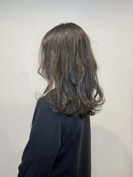 リアン(Lien) グレージュカラー