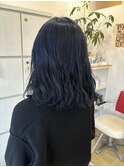 ネイビーカラー