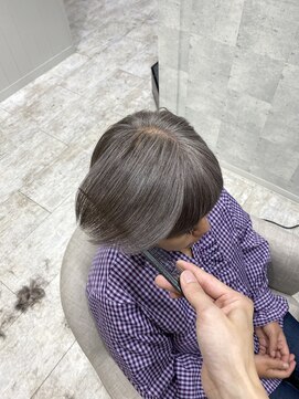 イーズ バイ インス(Yeeee.s by INCE) 白髪ぼかし/脱白髪染め/脱白髪染めハイライト/透明感