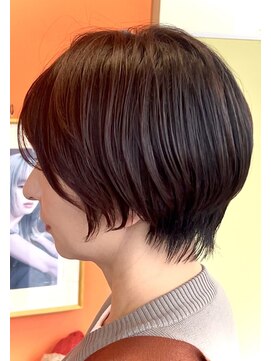 トータルヘアサロンカマダ 小顔ショートボブ