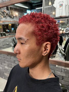 フォーコーナーズカットショップスリーセント 栄(FourCornersCutShop 3/cent) イージードリル/パンク/刈り上げショート/ホワイトブロンド