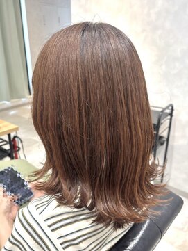 タルテヘア 日吉(talute hair) 外ハネ＆クビレスタイル  30代/40代/50代