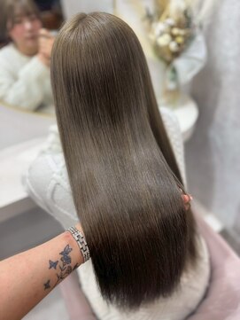 LOE【ロエ】大宮 イメチェン/アンブレラカラー/前髪/ピンクベージュ[大宮]